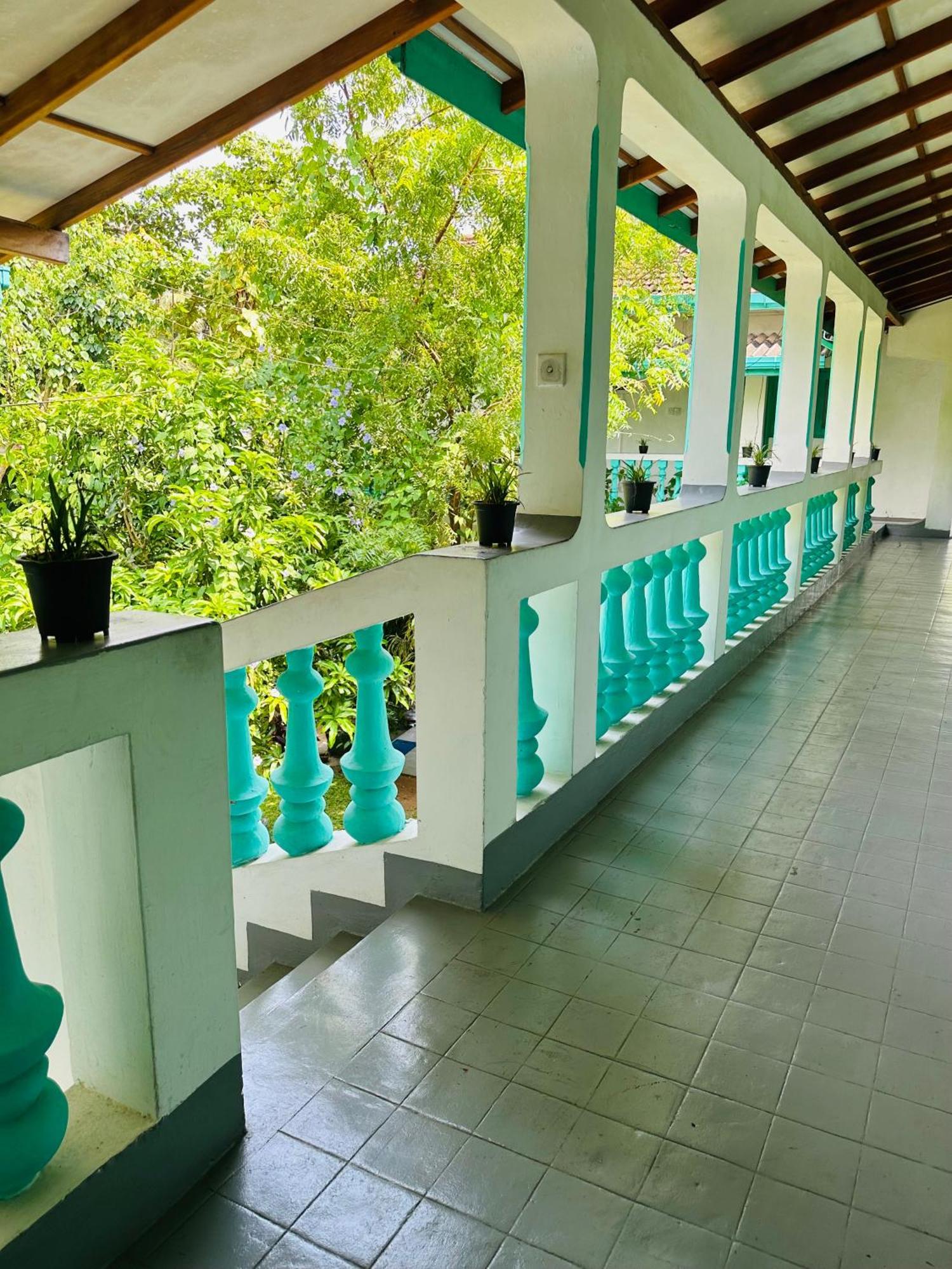 Villa 47 希克杜沃 外观 照片